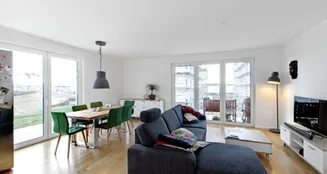 von_poll_real_estate_property_25034023x_image_1