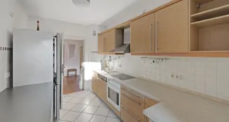 von_poll_real_estate_property_25034104_image_2