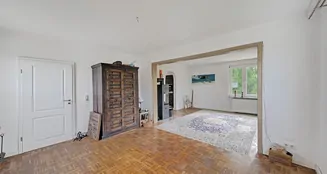 von_poll_real_estate_property_25034083x_image_9