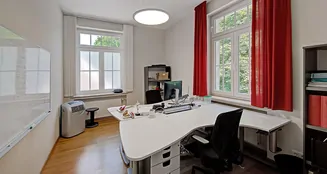 von_poll_real_estate_property_25034031z_image_10