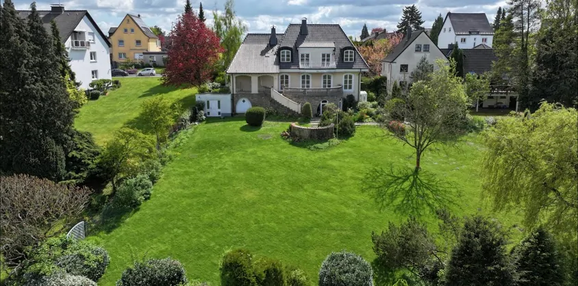 von Poll Immobilien GmbH