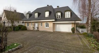 von_poll_real_estate_property_26034002_image_0