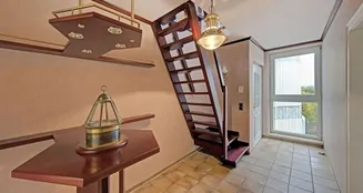 von_poll_real_estate_property_25034090x_image_3