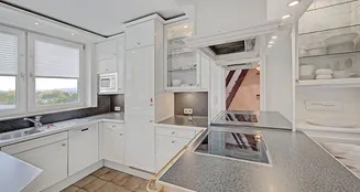 von_poll_real_estate_property_25034090x_image_4