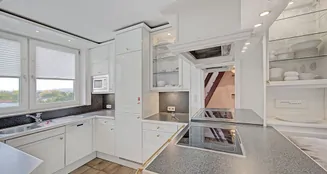 von_poll_real_estate_property_25034090x_image_4