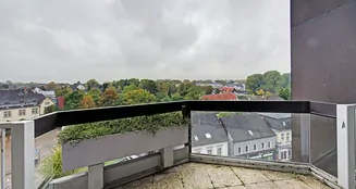 von_poll_real_estate_property_25034090x_image_6