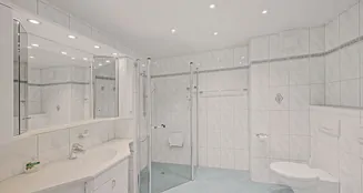 von_poll_real_estate_property_25034090x_image_9