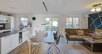 von_poll_real_estate_property_25034107_image_4