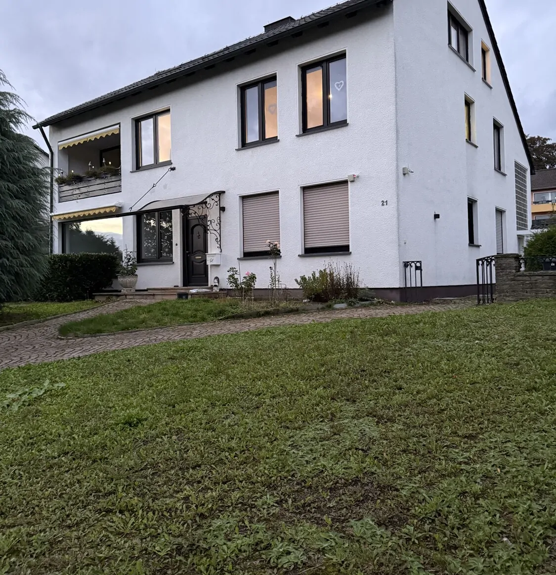 Hausansicht Seitlicher Eingang