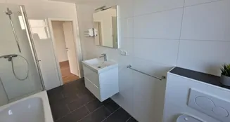 von_poll_real_estate_property_25034098_image_4