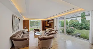 von_poll_real_estate_property_25034085x_image_3