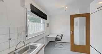 von_poll_real_estate_property_25034085x_image_16