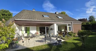 von_poll_real_estate_property_25034085x_image_0