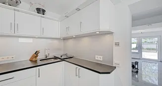 von_poll_real_estate_property_25034050xx_image_6