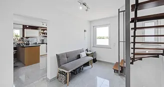 von_poll_real_estate_property_25034050xx_image_8