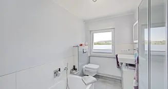 von_poll_real_estate_property_25034050xx_image_4