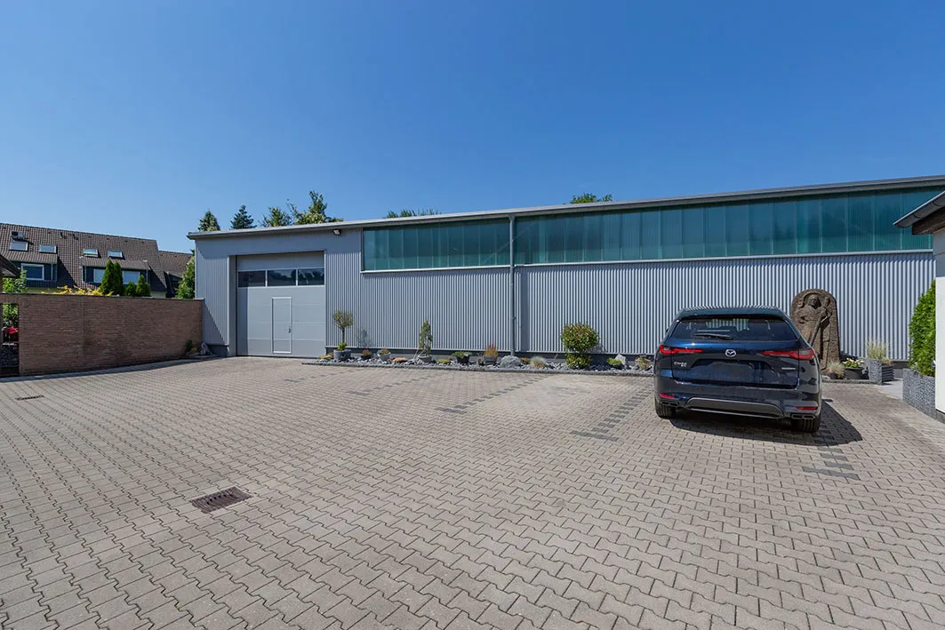 Gewerbehalle