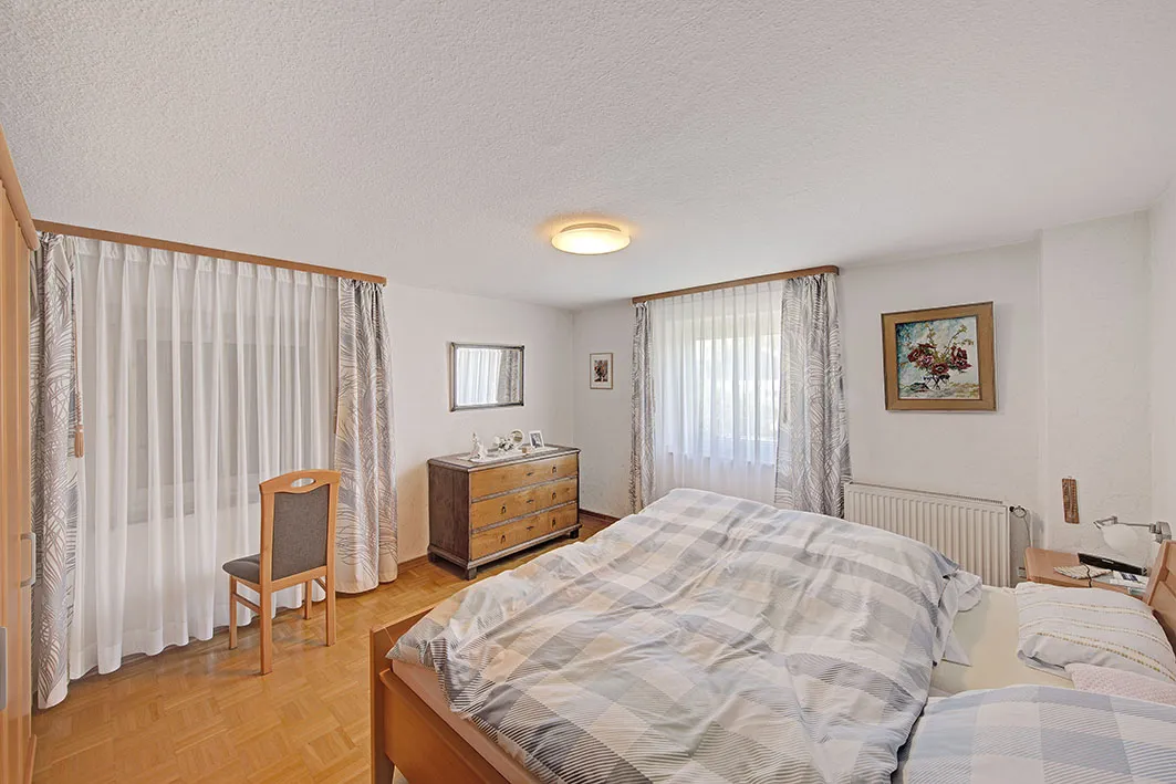 Schlafzimmer 1