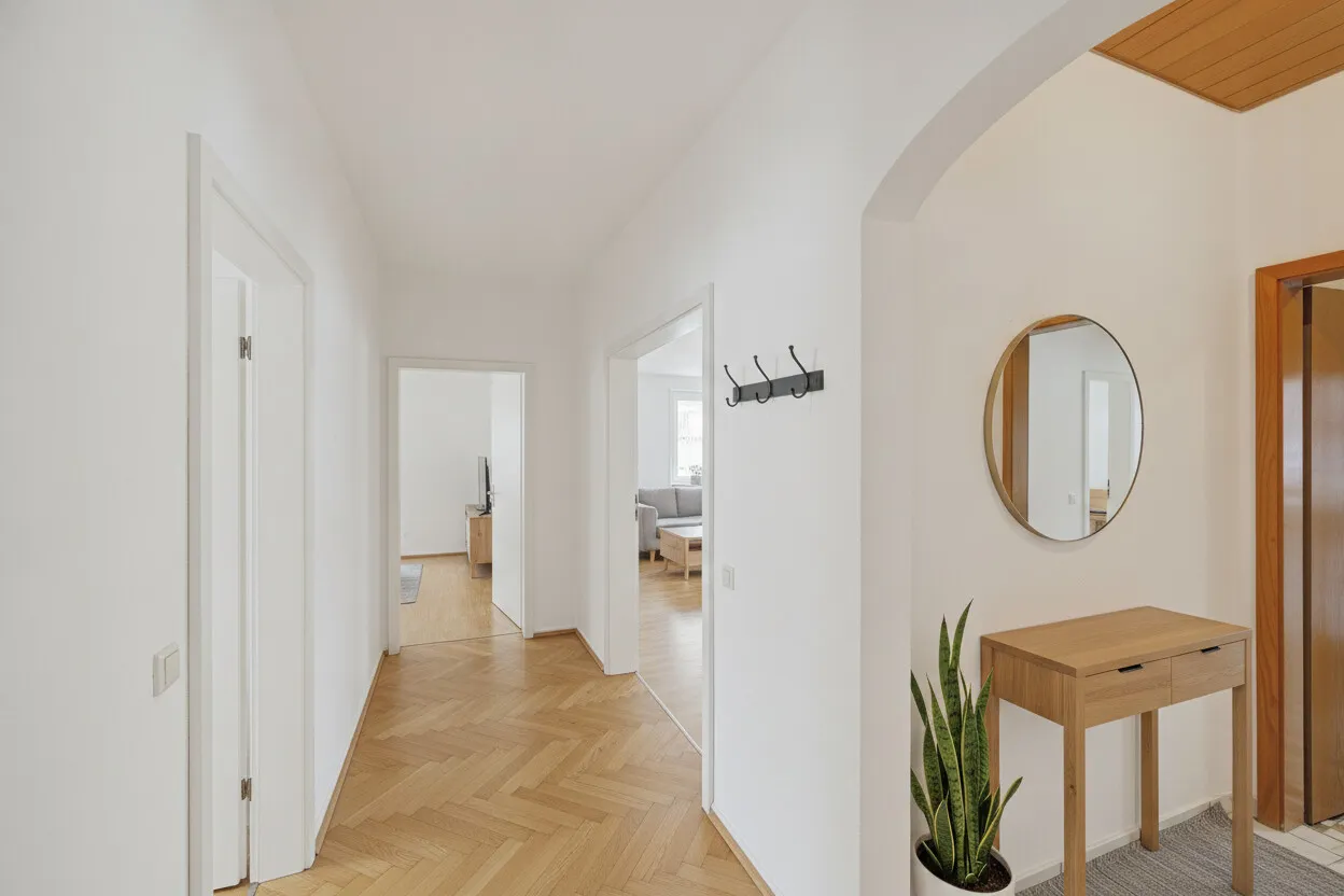 Flur Staging