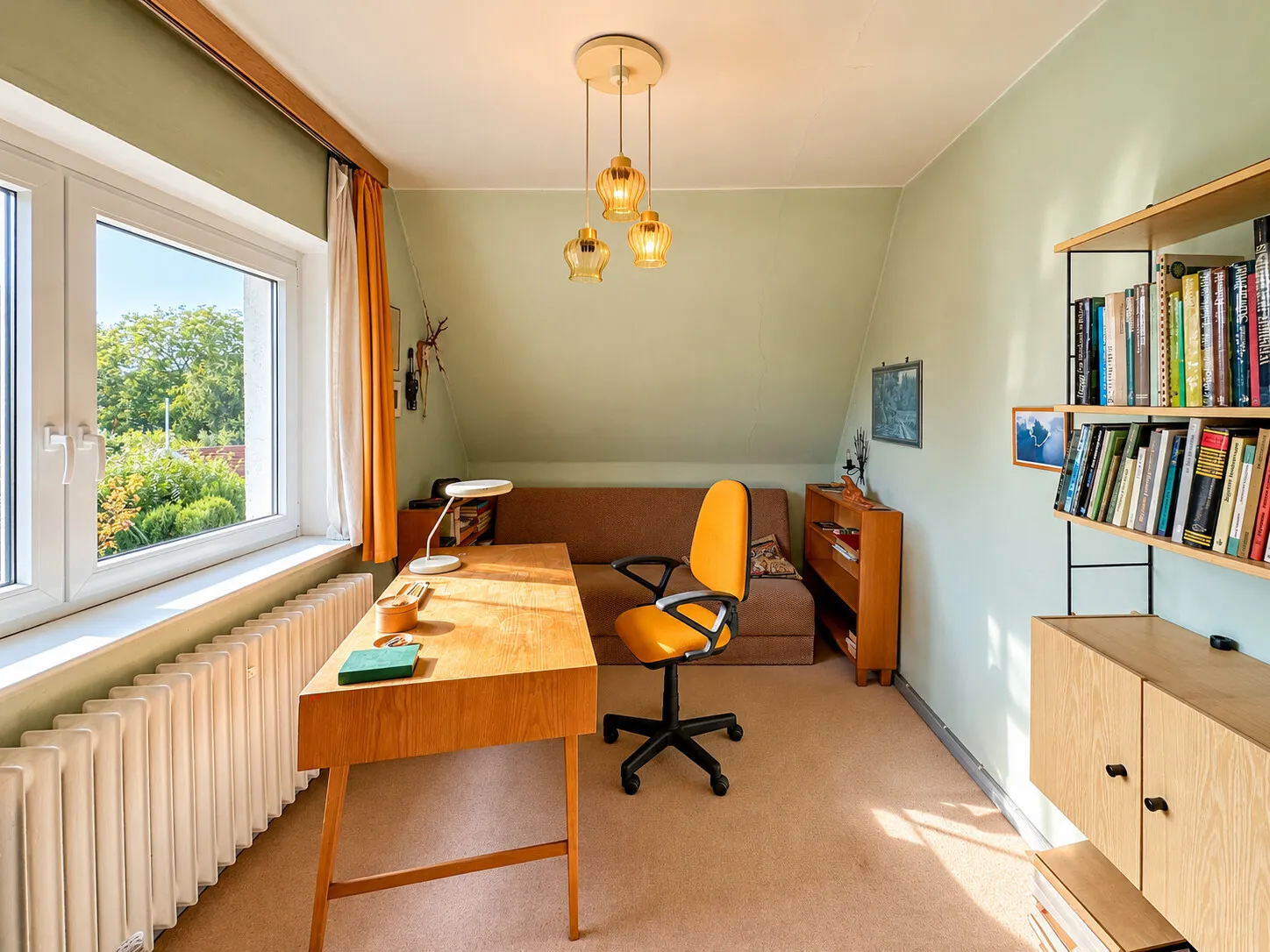 Büro/Schlafzimmer