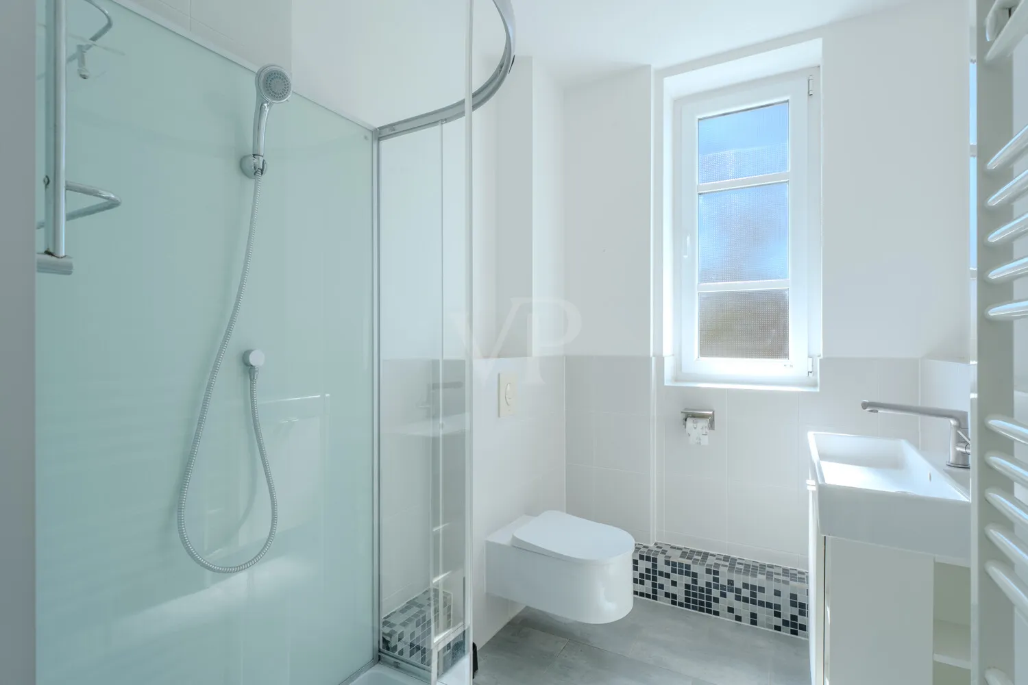 Bad mit Dusche