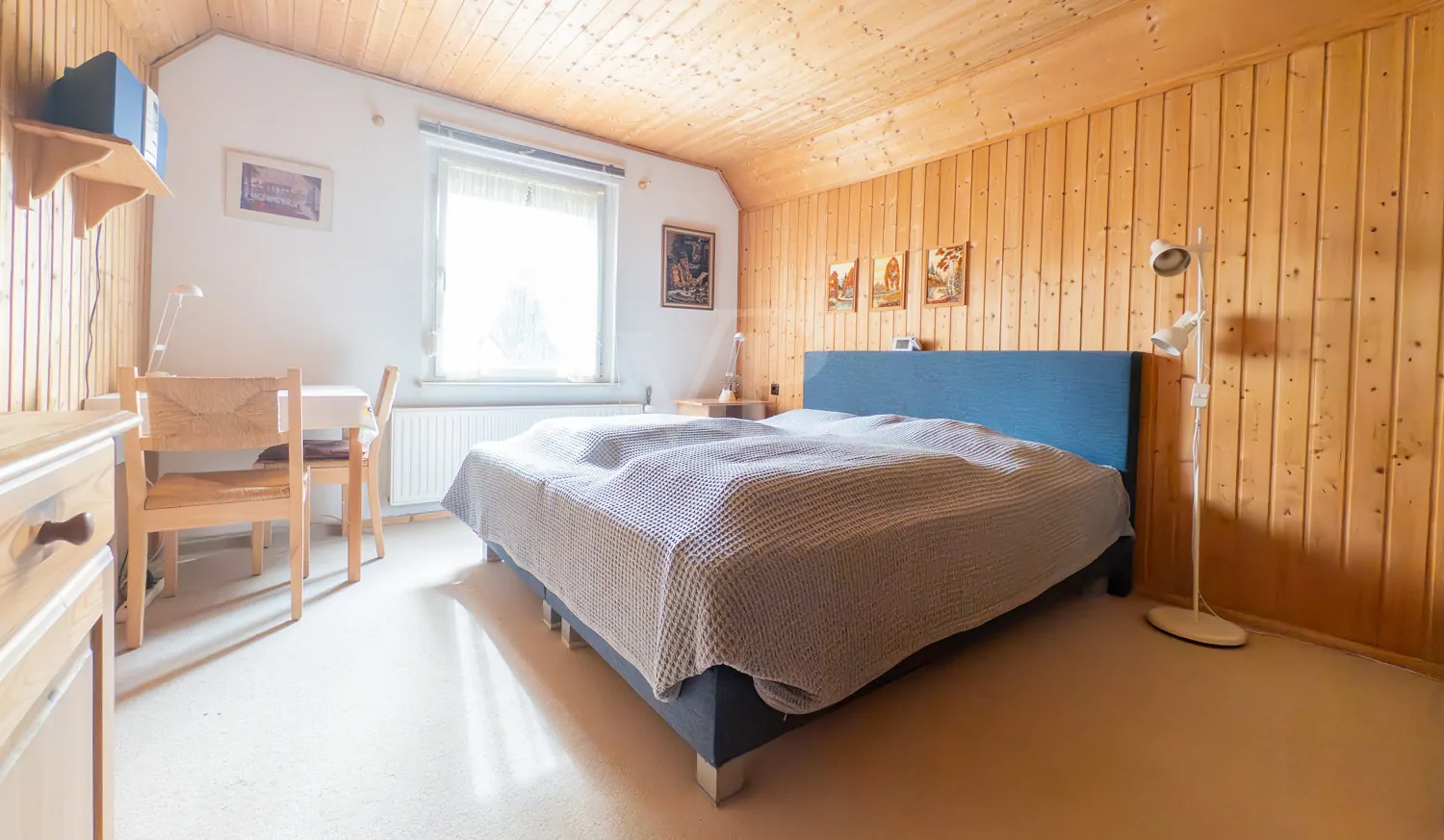 Schlafzimmer1