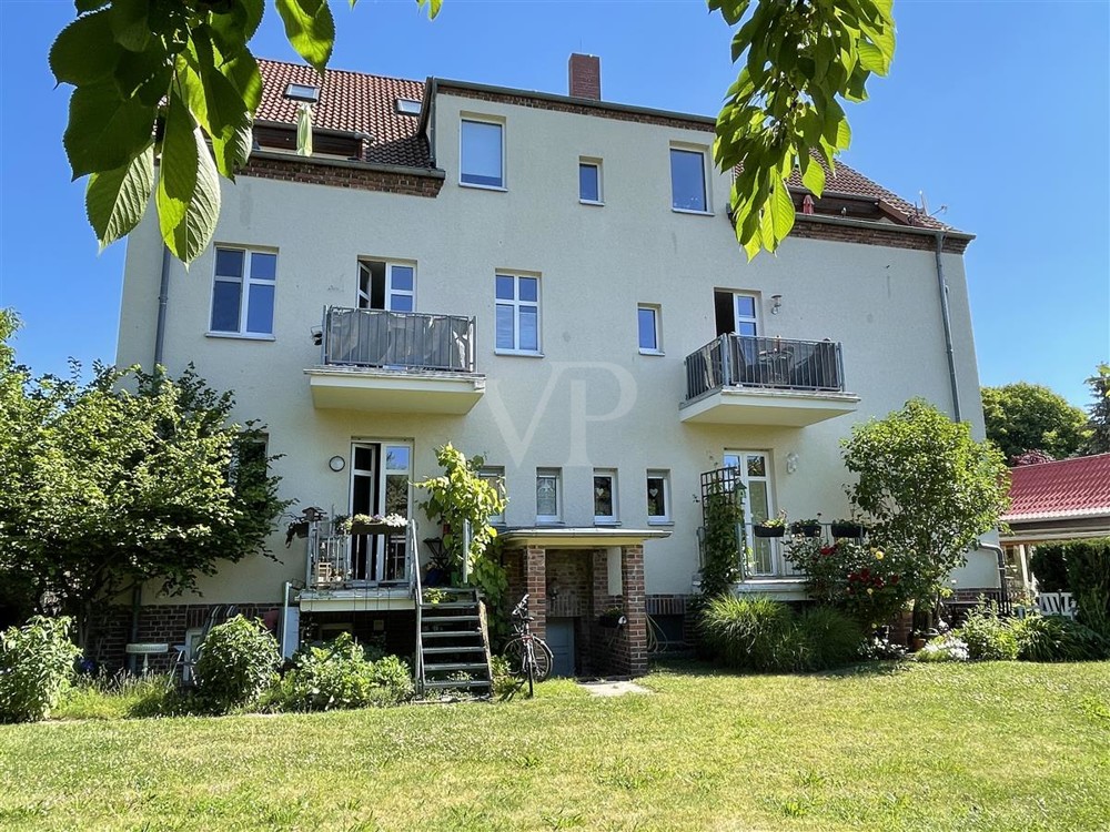 gepflegtes Mehrfamilienhaus