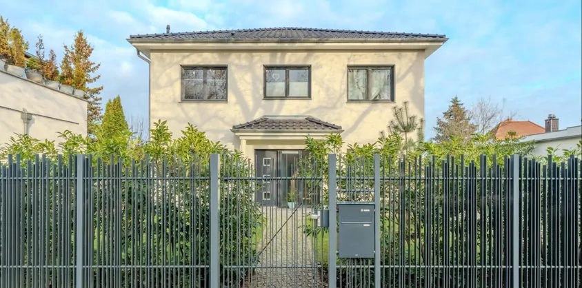 von Poll Immobilien GmbH