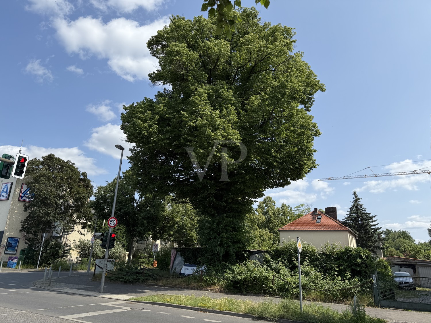 straßenseitige Ansicht