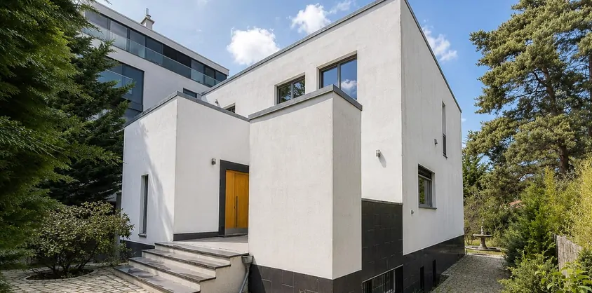 von Poll Immobilien GmbH