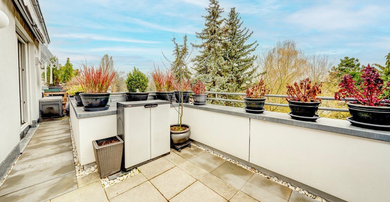 terrassenähnlicher Balkon
