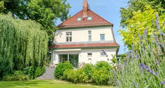 von_poll_real_estate_property_25071005_image_0