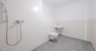 von_poll_real_estate_property_25071006-13A_image_14