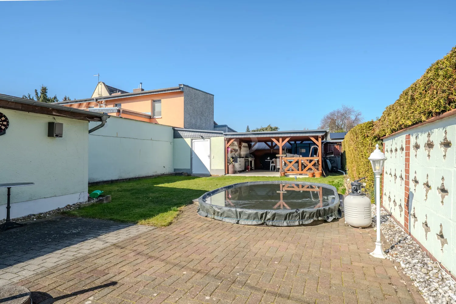Garage und Werkstatt