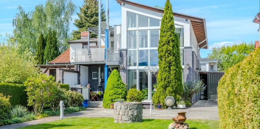 von Poll Immobilien GmbH