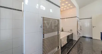 von_poll_real_estate_property_25071045_image_11