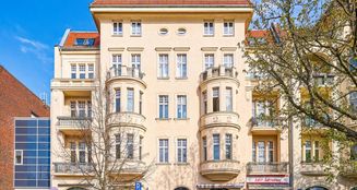 von_poll_real_estate_property_25071025_image_0