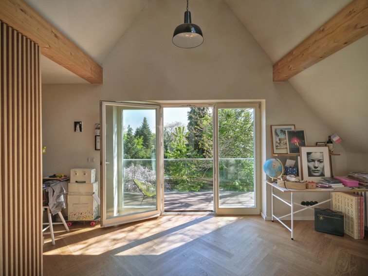 Zimmer 2 mit Balkon