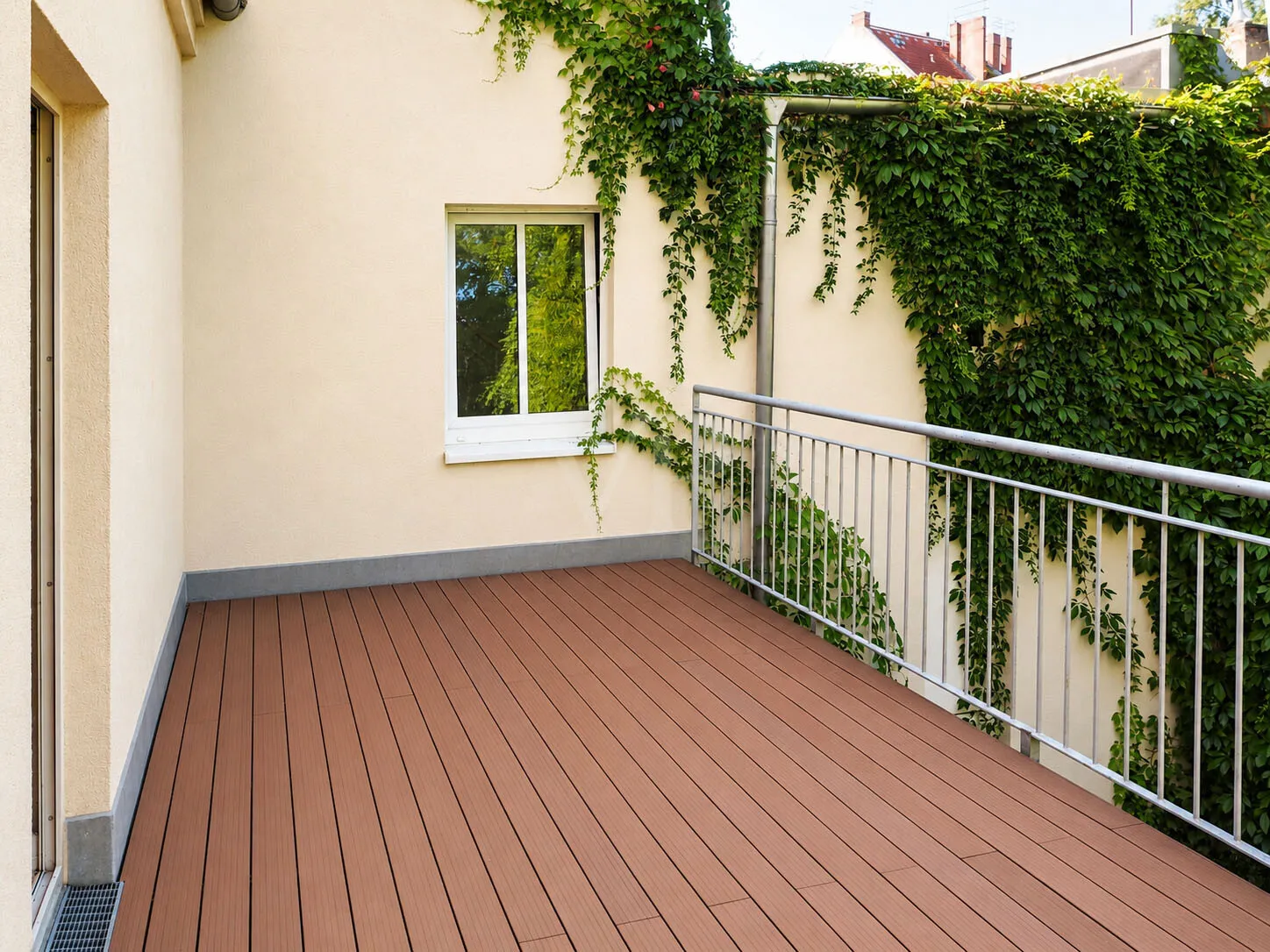 Geräumige Terrasse