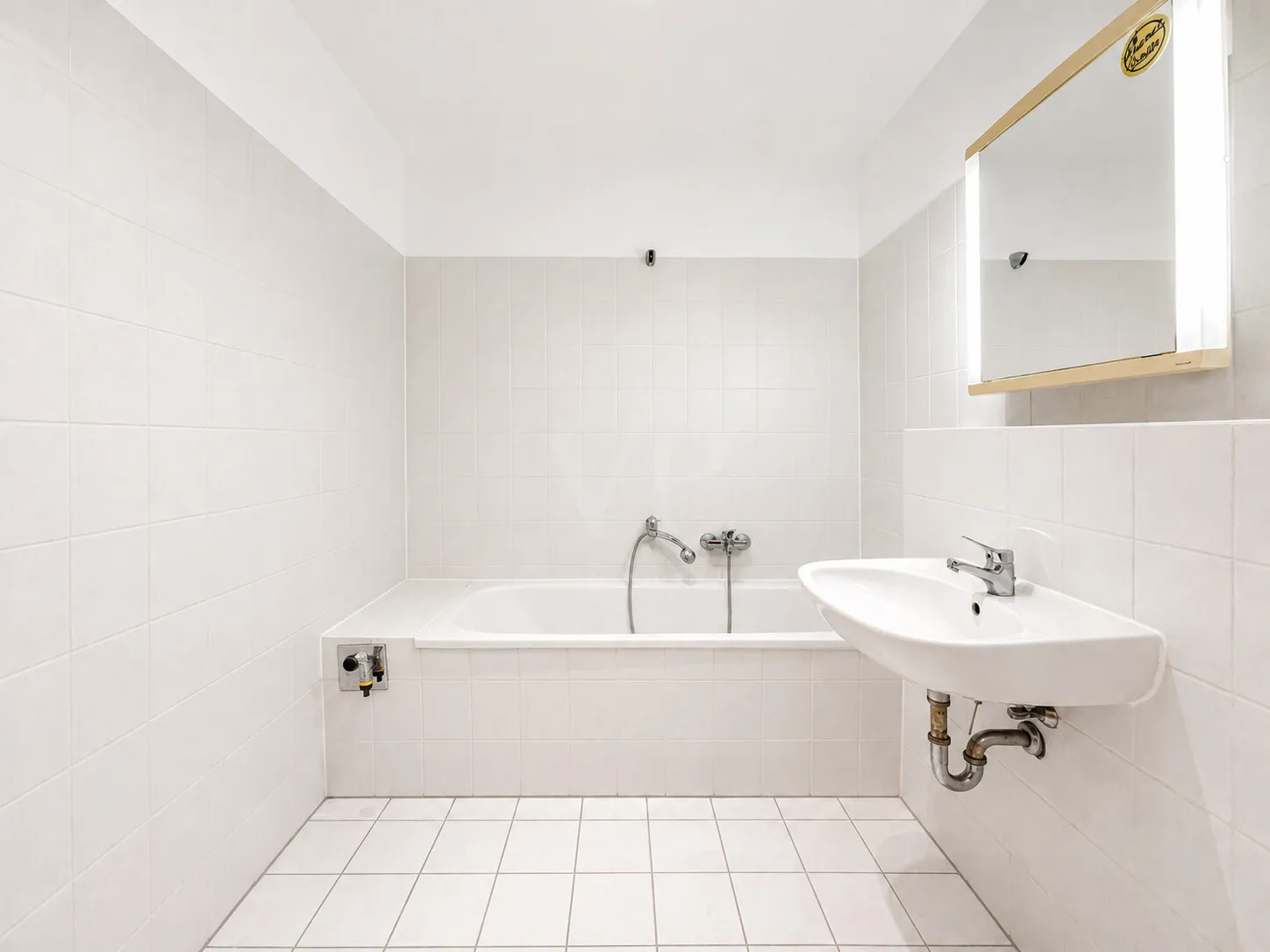 Bad mit Badewanne