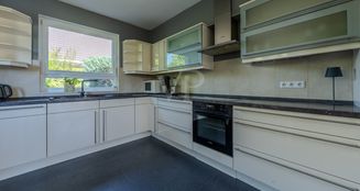 von_poll_real_estate_property_25071043_image_18
