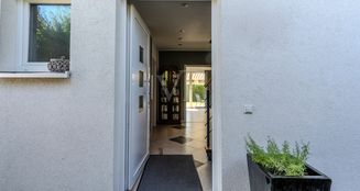 von_poll_real_estate_property_25071043_image_9