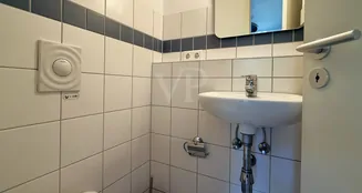 von_poll_real_estate_property_25071050_image_16