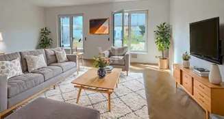 von_poll_real_estate_property_25071066_image_0