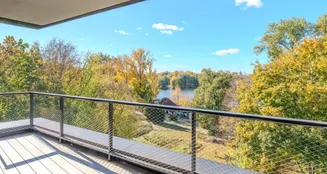 von_poll_real_estate_property_25071056_image_0