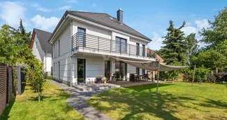 von_poll_real_estate_property_25071070_image_0