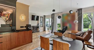 von_poll_real_estate_property_25071070_image_2