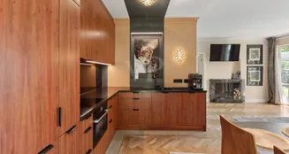 von_poll_real_estate_property_25071070_image_3