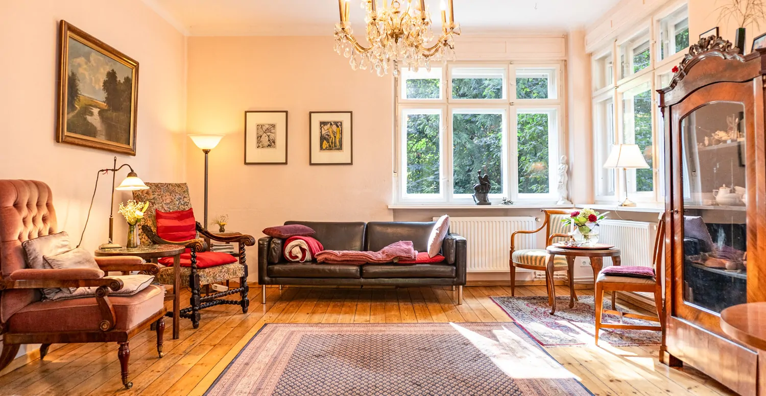 Lichtdurchfluteter Wohnbereich