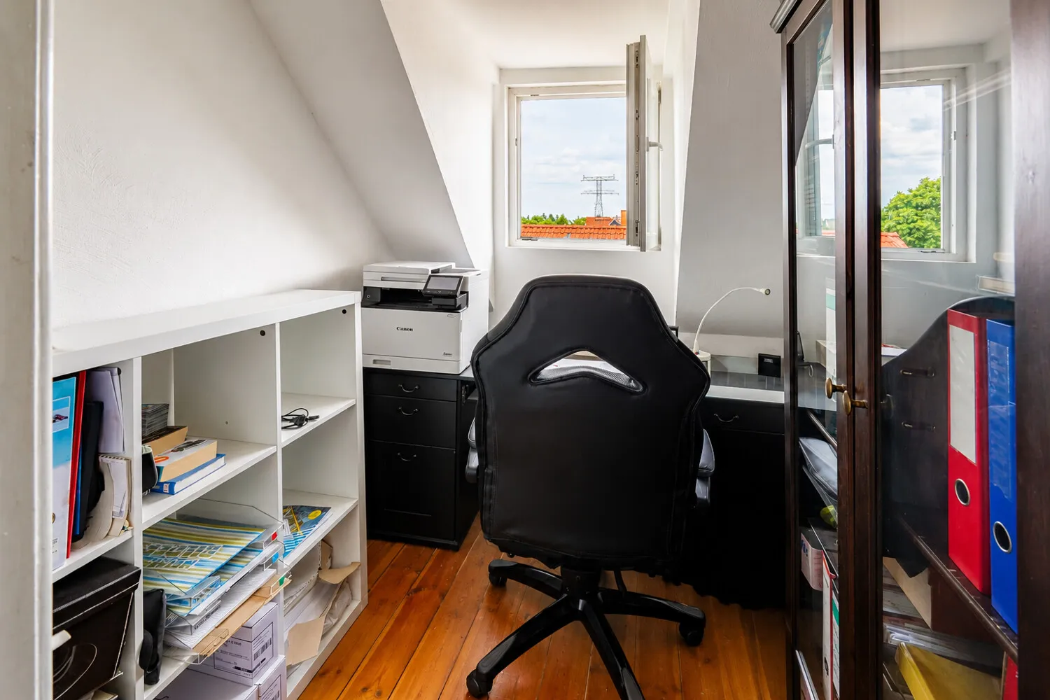 Kleines Bürozimmer